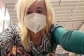 Amanda_cool naked stripping on cam for live sex video chat