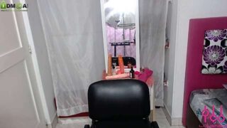 nicol_sweet_2 naked stripping on cam for live sex video chat