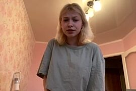 AnnaCutes naked stripping on cam for live sex video chat