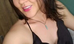 Alondra_ruiz naked before webcam in live video chat