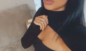 Ashlleykane naked before webcam in live video chat