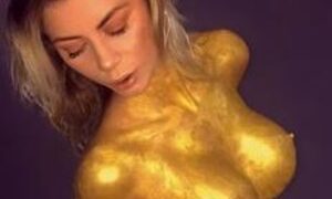 BlueEyesLexy naked before webcam in live video chat