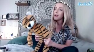 Camsoda – Carol Baskin Joe Exotic BBC Tiger King Parody