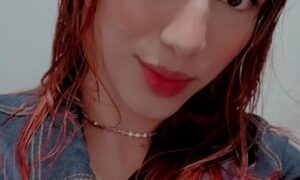 Daisy_Davis naked before webcam in live video chat