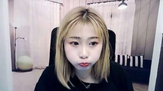 dsj_lucy naked stripping on cam for live sex video chat