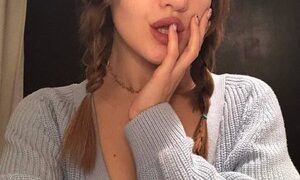 Fridaminatty naked before webcam in live video chat