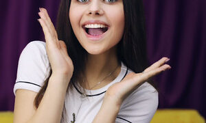HollyCurli naked before webcam in live video chat