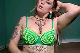 hornyhippie69 naked stripping on cam for live sex video chat