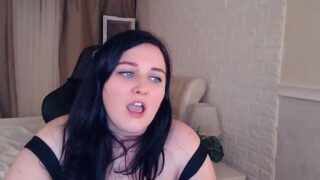 ImLori naked stripping on cam for live sex video chat