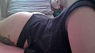 Jess_razz naked stripping on cam for live sex video chat