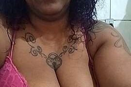 ladyluci naked stripping on cam for live sex video chat
