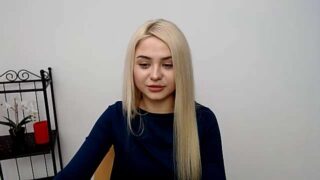 Lilly-Cute naked stripping on cam for live sex video chat