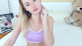 LollitaHot nude on webcam in her Live Sex Chat