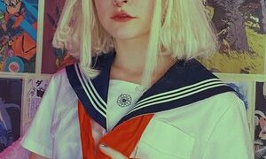 Manarose27 naked before webcam in live video chat