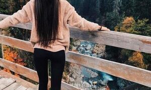 Michelle_Qvin naked before webcam in live video chat