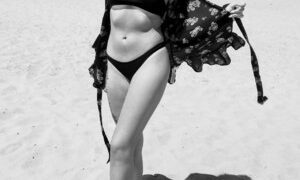 Milana_Lopezz naked before webcam in live video chat
