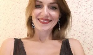 MonicaChu naked before webcam in live video chat