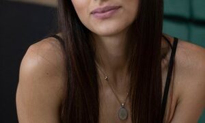 Natasha_rey1 naked before webcam in live video chat