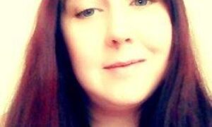 Naturalgirl23 naked before webcam in live video chat