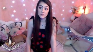 SumBunniLuvsU naked stripping on cam for live sex video chat