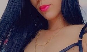 Vicky_beauty naked before webcam in live video chat