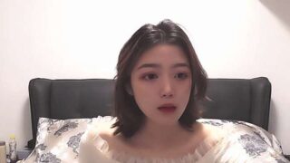Washai naked stripping on cam for live sex video chat