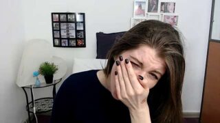 Your_Caramel naked stripping on cam for live sex video chat