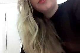 alicewthebest naked stripping on cam for live sex video chat