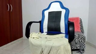 anniemilf_4 naked stripping on cam for live sex video chat