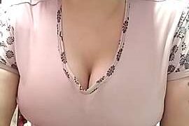 Cute_Dolly naked stripping on cam for live sex video chat