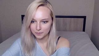 DebsSykes naked stripping on cam for live sex video chat