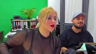 IsabellaSnow naked stripping on cam for live sex video chat