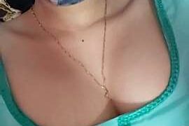 kaurpreet_punjabi67 naked stripping on cam for live sex video chat
