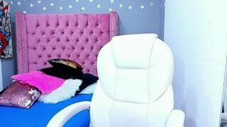 mady_connor naked stripping on cam for live sex video chat