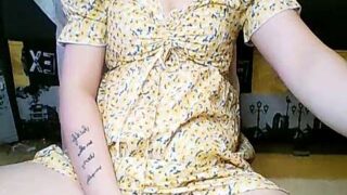 Na_Na naked stripping on cam for live sex video chat