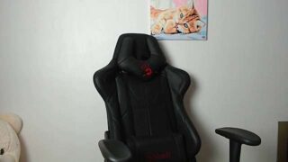 RedHead_GirlKate naked stripping on cam for live sex video chat