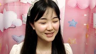 strawberryJuan naked stripping on cam for live sex video chat