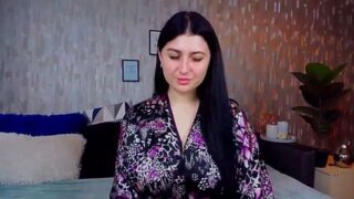 Sweet_b00bs naked stripping on cam for live sex video chat