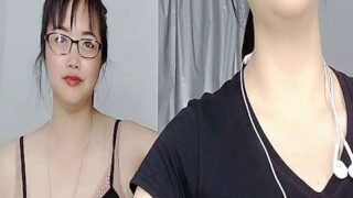 2HangFen naked stripping on cam for live sex video chat