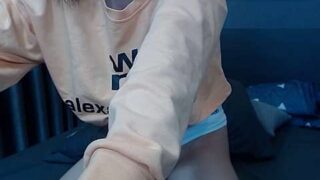 Candy-Sweetie9 naked stripping on cam for live sex video chat