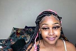 DancingGlamour naked stripping on cam for live sex video chat