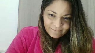 delicia2508a naked stripping on cam for live sex video chat