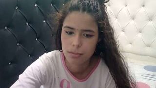 emma_triplex naked stripping on cam for live sex video chat