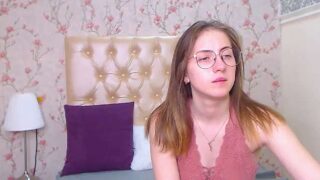FayBates naked stripping on cam for live sex video chat