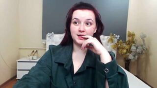 GabbySmol naked stripping on cam for live sex video chat