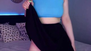 Lizanut naked stripping on cam for live sex video chat