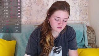 MilanaSmith naked stripping on cam for live sex video chat
