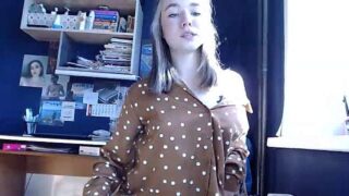 My_LittlePony naked stripping on cam for live sex video chat
