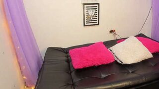nicolette_x naked stripping on cam for live sex video chat