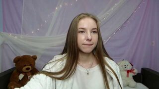 SafiraFuracao naked stripping on cam for live sex video chat